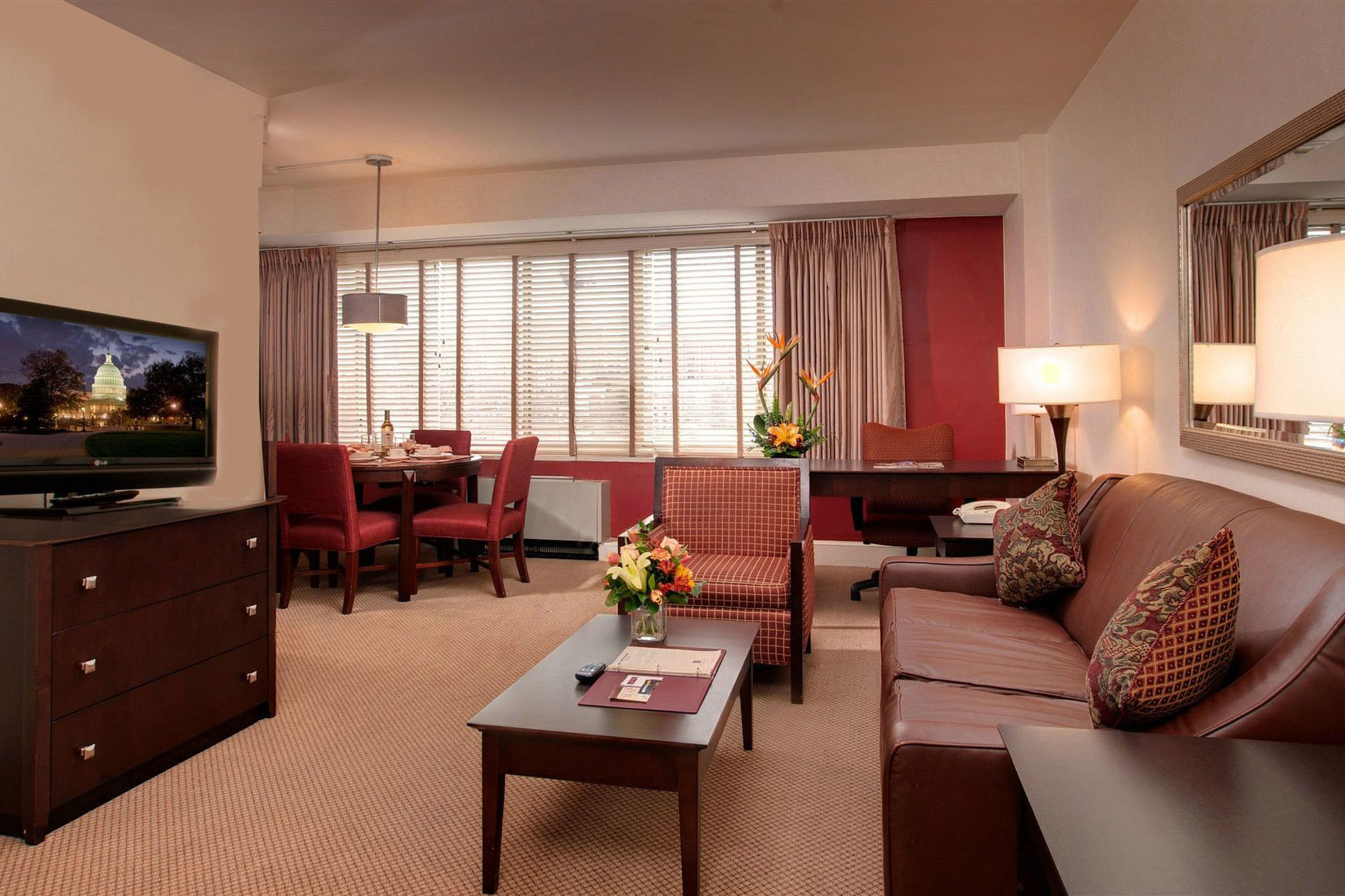 The Virginian Suites, Ascend Hotel Collection Arlington Habitación foto